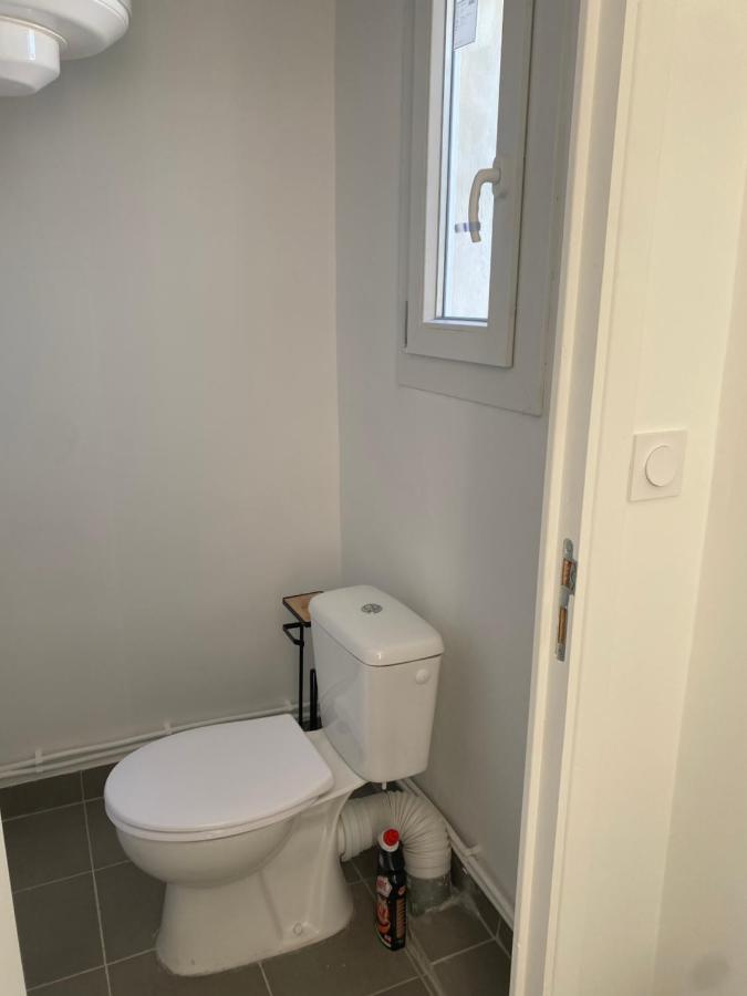 Bel Appartement T1 30M2 Centre Historique Aubagne Exteriér fotografie