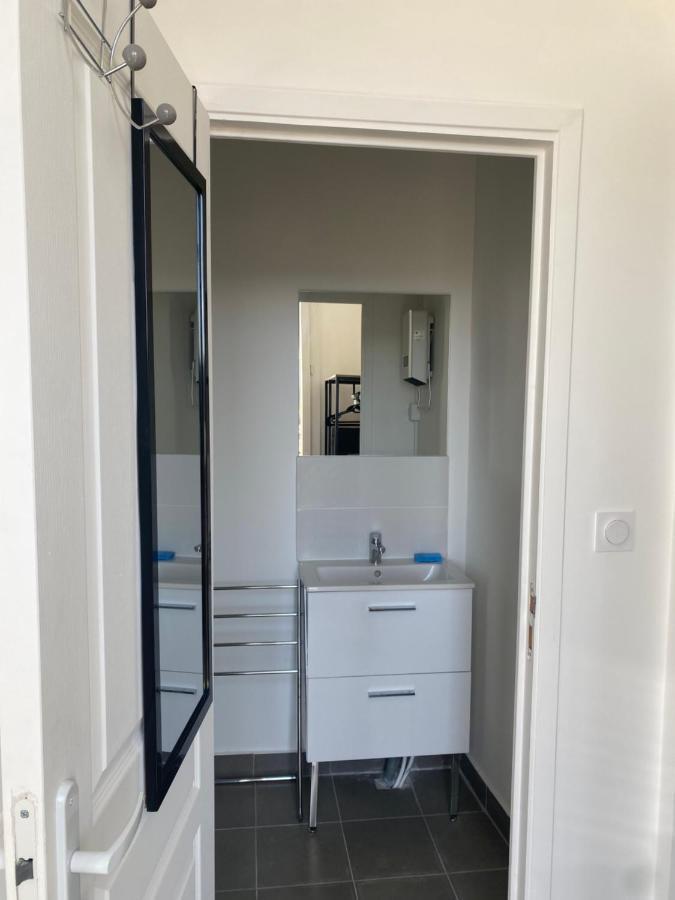 Bel Appartement T1 30M2 Centre Historique Aubagne Exteriér fotografie